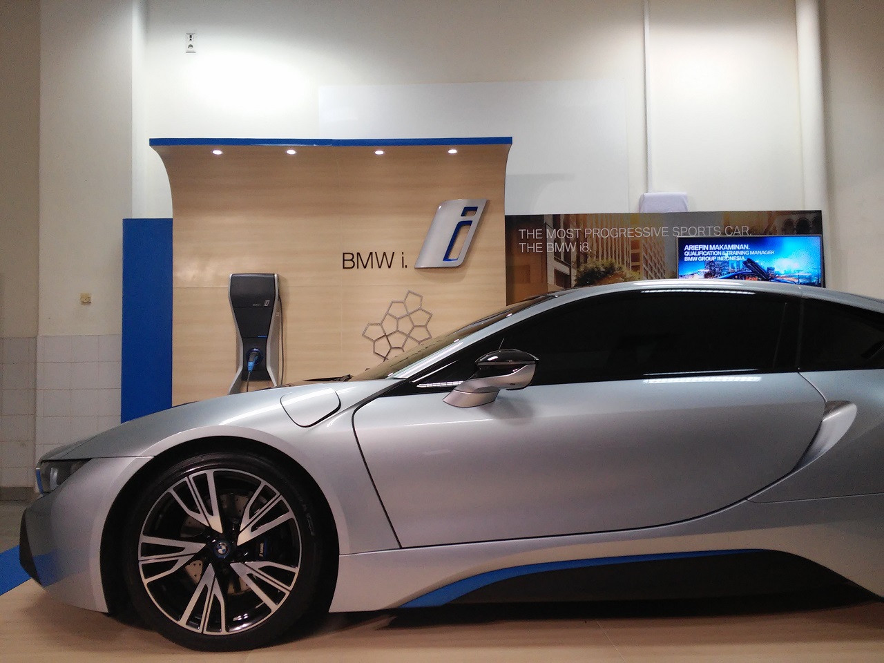 BMW i8 hydrogen fuel Cell двигатель