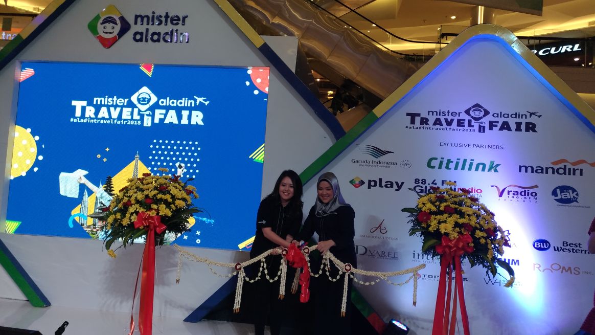 Luncurkan Fitur Tiket Pesawat Mister Aladin Gelar Travel Fair