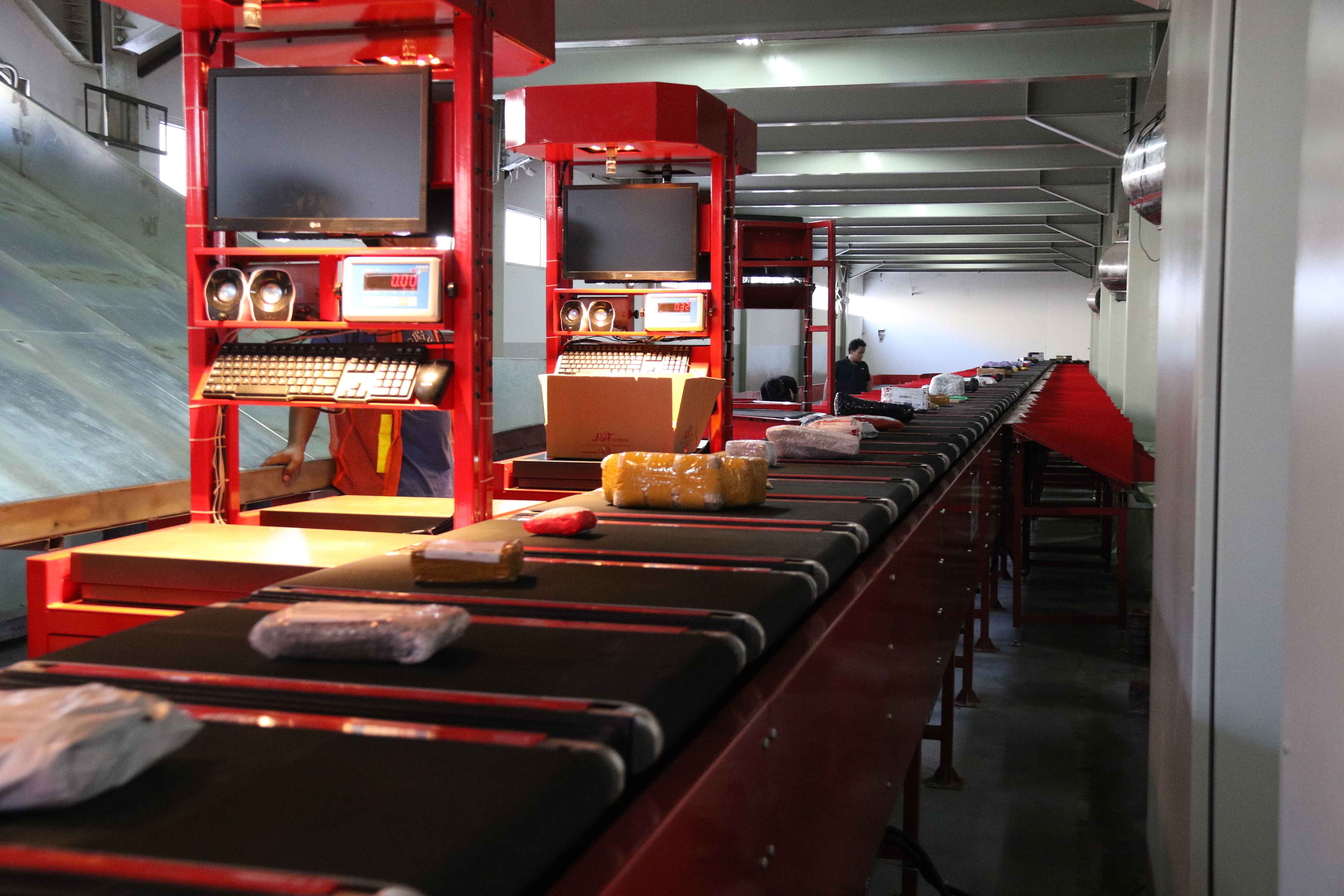 Rahasia J&T Express Jamin Kecepatan Pengiriman Paket