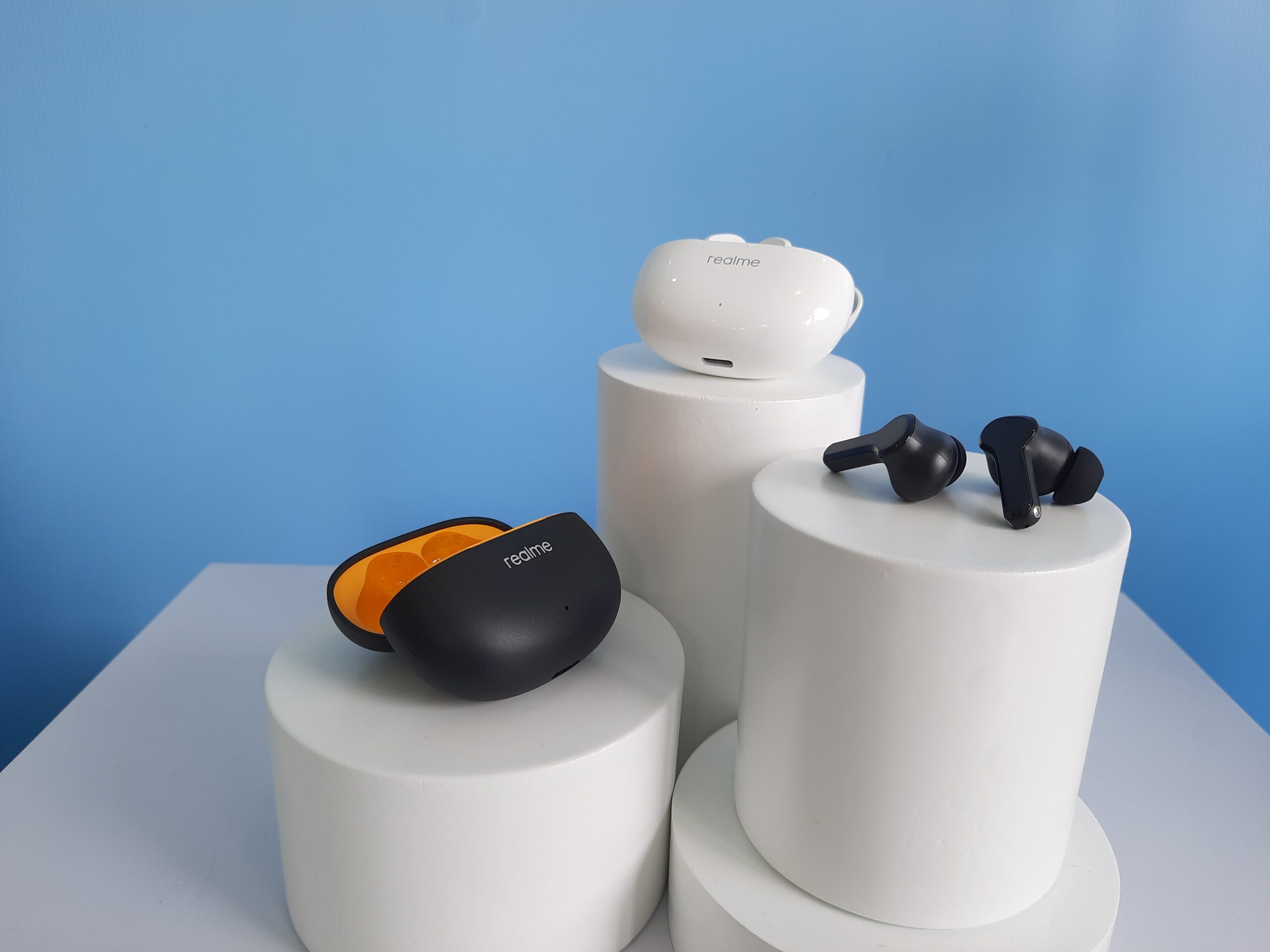 Realme Buds T100 Resmi Meluncur, Simak Spesifikasi dan Harganya