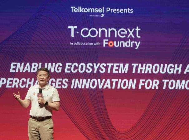 Telkomsel Merangkul Kecerdasan Buatan untuk Masa Depan yang Lebih Cerdas: Integrasi Hyper AI Tingkatkan Efisiensi dan Kepuasan Pelanggan